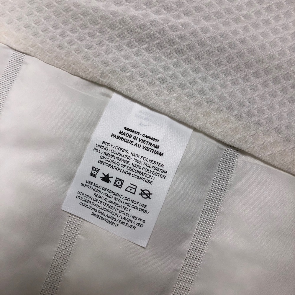 Nike Aeroloft Repel Golf Gilet Womens Full Zip Vest White Top Size L AV3706-133 - Picture 11 of 11